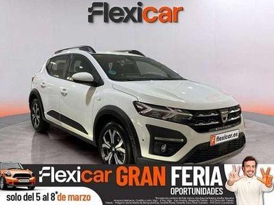 Usado Dacia Sandero Comfort 91 CV (66 kW) 2021 Blanco Utilitario