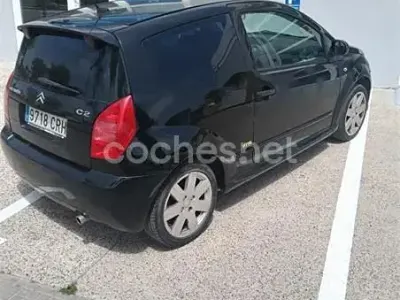 Usado Citroën C2 VTR Sport 110 CV (80 kW) 2004 Negro Utilitario