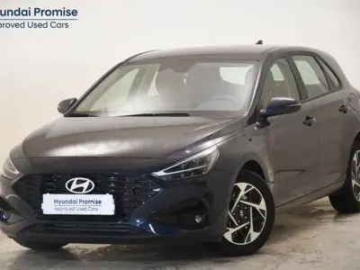 Usado Hyundai i30 100 CV (73 kW) 2025 Azul Berlina