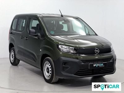 Usado Opel Combo Edition 100 CV (73 kW) 2025 Verde Berlina