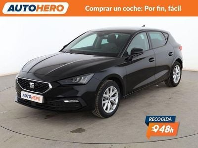 Usado Seat Leon Style 131 CV (96 kW) 2022 Negro Berlina