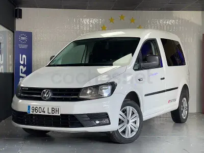 Usado VW Caddy Trendline 122 CV (89 kW) 2019 Blanco Monovolumen