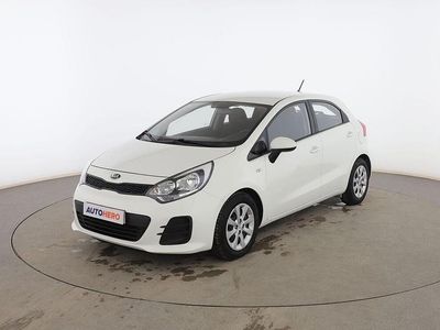 Usado Kia Rio 85 CV (62 kW) 2016 Blanco Utilitario