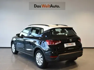 Usado Seat Arona Style 115 CV (84 kW) 2025 Negro SUV