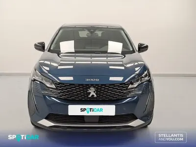 Usado Peugeot 3008 Allure 131 CV (96 kW) 2023 Azul SUV