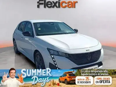 Usado Peugeot 308 Allure 130 CV (95 kW) 2022 Blanco Berlina