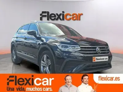 Usado VW Tiguan Life 150 CV (110 kW) 2022 Negro SUV