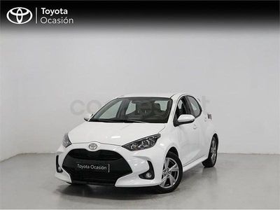 Usado Toyota Yaris Hybrid Active 116 CV (85 kW) 2025 Blanco Berlina