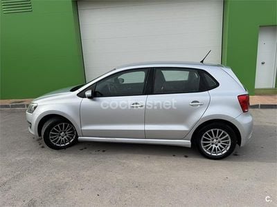 Gris / plata Usado 2010 VW Polo Berlina | 4550 € (Precio justo)