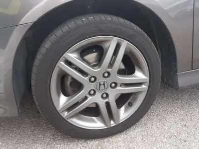 Usado Honda Accord Sport 155 CV (114 kW) 2008 Gris Berlina