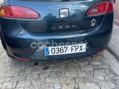 Usado Seat Leon Sport 105 CV (77 kW) 2007 Azul Berlina