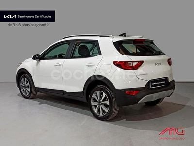 Blanco Usado 2024 Kia Stonic SUV | 19.700 € (Precio justo)