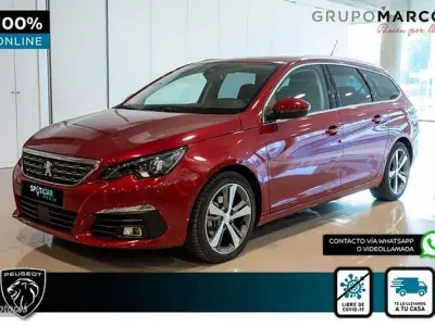 Usado Peugeot 308 Allure 130 CV (95 kW) 2019 Rojo Familiar