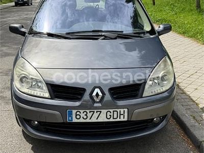 Usado Renault Scénic II Expression 130 CV (95 kW) 2008 Gris / plata Monovolumen