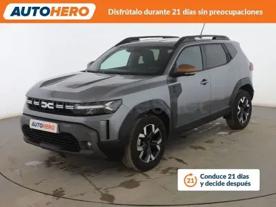 Usado Dacia Duster Extreme 131 CV (96 kW) 2024 Gris / plata SUV