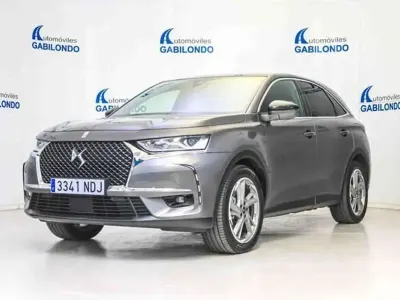 Usado DS Automobiles DS7 Crossback Grand Chic 226 CV (166 kW) 2020 Gris SUV
