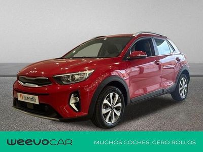 Rojo Usado 2024 Kia Stonic SUV | 20.800 € (Un poco caro)