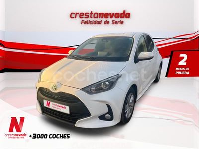 Blanco Usado 2022 Toyota Yaris Hybrid Business Edition Berlina | 17.990 € (Precio justo)
