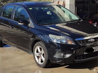 Usado Ford Focus Trend 109 CV (80 kW) 2010 Negro Berlina