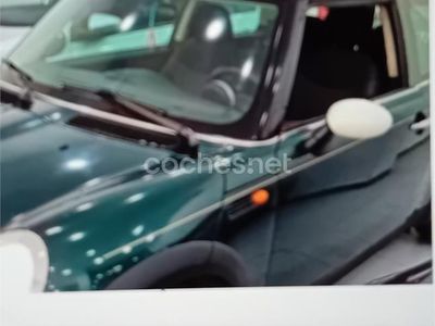 Usado Mini ONE 90 CV (66 kW) 2002 Verde Utilitario