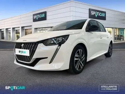 Usado Peugeot 208 Active 75 CV (55 kW) 2023 Blanco Utilitario