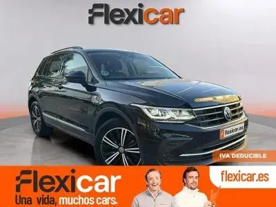 Używany VW Tiguan Life 150 KM (110 kW) 2021 Czarny SUV