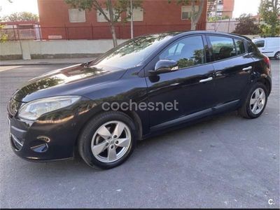 Usado Renault Mégane Dynamique 110 CV (80 kW) 2011 Negro Berlina