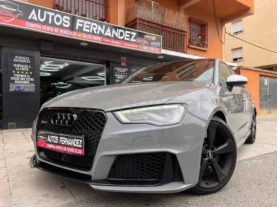 Usado Audi RS3 Sport 367 CV (269 kW) 2016 Gris / plata Berlina