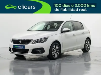 Usado Peugeot 308 Style 130 CV (95 kW) 2021 Blanco Berlina