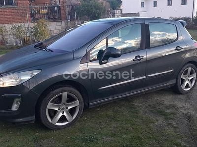 Usado Peugeot 308 Premium 136 CV (100 kW) 2008 Gris / plata Berlina