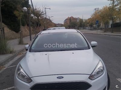 Blanco Usado 2017 Ford Focus Trend Berlina | 10.200 € (Buen precio)