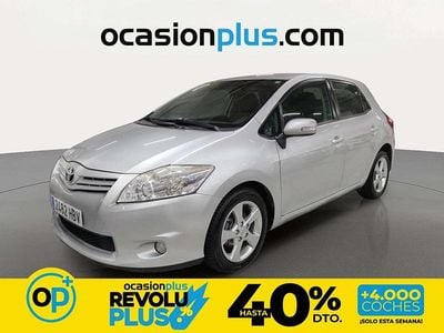 Usado Toyota Auris Active 90 CV (66 kW) 2011 Gris plata Utilitario