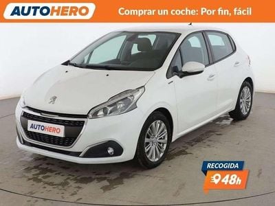 Blanco Usado 2018 Peugeot 208 Signature Sky Utilitario | 7799 € (Precio justo)