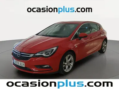 Usado Opel Astra Dynamic 110 CV (80 kW) 2016 Rojo Utilitario