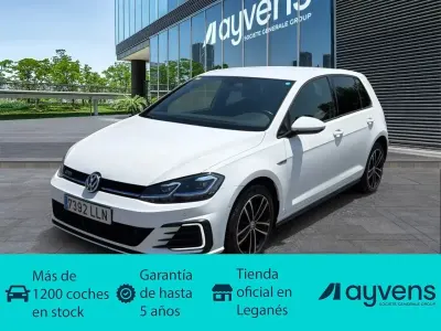 Usado VW Golf VII GTE 204 CV (150 kW) 2020 Blanco Berlina