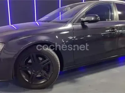 Usado Audi A4 170 CV (125 kW) 2010 Negro Familiar