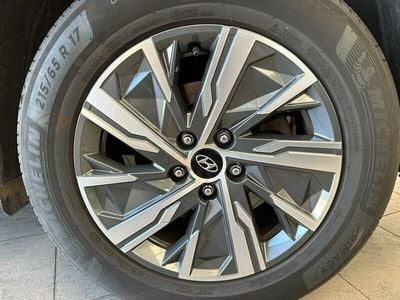 Rojo Usado 2022 Hyundai Tucson SUV | 25.600 € (Caro)