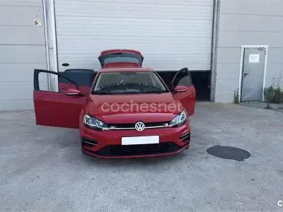 Usado VW Golf VII Sport 150 CV (110 kW) 2019 Rojo Berlina