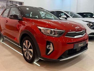 Rojo Usado 2022 Kia Stonic SUV | 16.490 € (Precio justo)