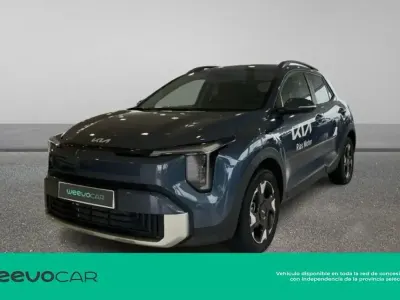 Usado Kia Stonic 115 HP (84 kW) 2025 Azul SUV
