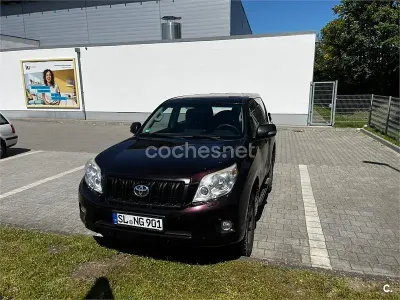 Usado Toyota Land Cruiser 173 CV (127 kW) 2010 Granate SUV
