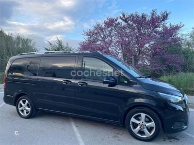 Mercedes V220