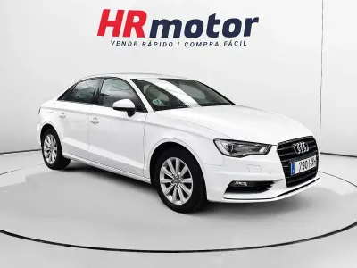 Begagnad Audi A3 Attraction 105 HK (77 kW) 2014 Sedan
