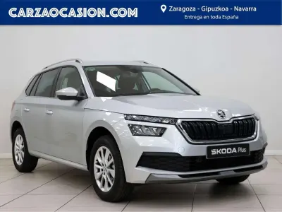 Usado Skoda Kamiq Ambition 110 CV (80 kW) 2022 Plateado SUV