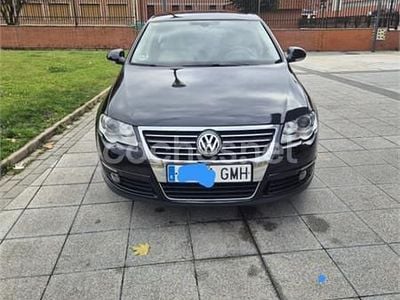 Usado VW Passat Highline 140 CV (102 kW) 2009 Negro Berlina