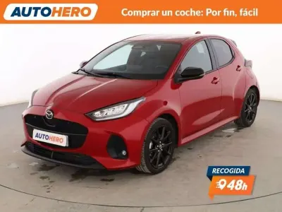 Usado Mazda 2 Homura-Line 116 CV (85 kW) 2024 Rojo Utilitario