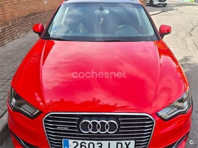 Rojo Usado 2014 Audi e-tron Ambition SUV | 13.750 €