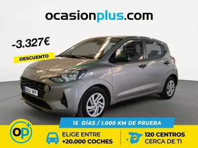 Usado Hyundai i10 67 CV (49 kW) 2022 Gris / plata Utilitario