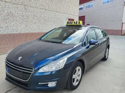 Begagnad Peugeot 508 SW Business-Line 140 HK (102 kW) 2012 Blå Kombi