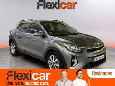 Gris / plata Usado 2024 Kia Stonic SUV | 17.490 € (Precio justo)